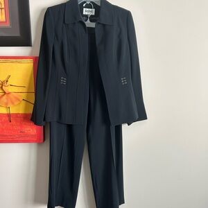 Kasper Black Women's Two-Piece Pant Suit with Hook Details